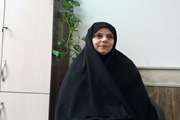 استاندار قم از خانم فاطمه ایرانی مشاور امور بانوان اداره کل دامپزشکی  قم  با اعطای لوح ، قدردانی کرد.